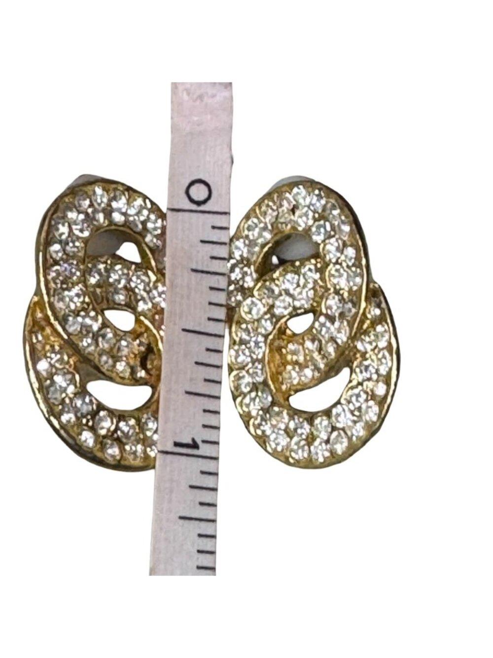Vtg Gold-Tone Crystal Pave Double Interlocking Rhinestone Rings Clip-On Earrings - Picture 5 of 6